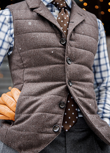 Жилет “Lastley Brown”